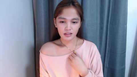 Amira online show from December 5, 2024, 1:25 am