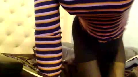 Snapshot of urlittleslut427128 chatting on September 30, 2025, 4:23 pm command me online show from September 30, 2025, 4:23 pm