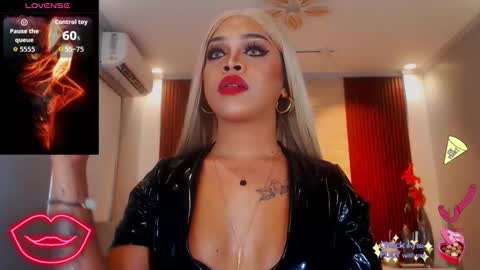 UrMajestyTyra online show from October 18, 2025, 11:38 pm