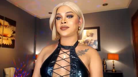 Snapshot of urmajestytyra chatting on February 1, 2026, 1:26 am UrMajestyTyra online show from February 1, 2026, 1:26 am