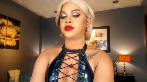 Snapshot of urmajestytyra chatting on February 3, 2026, 6:22 am UrMajestyTyra online show from February 3, 2026, 6:22 am