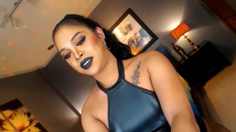 Snapshot of urmajestytyra chatting on February 18, 2026, 1:34 am UrMajestyTyra online show from February 18, 2026, 1:34 am