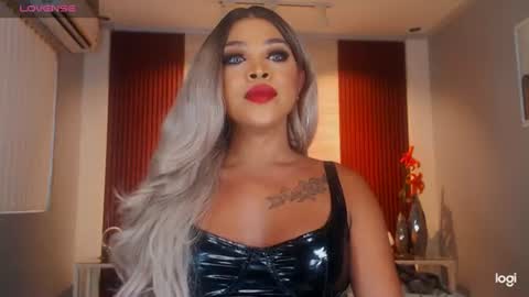 Snapshot of urmajestytyra chatting on June 14, 2026, 11:18 pm UrMajestyTyra online show from June 14, 2026, 11:18 pm