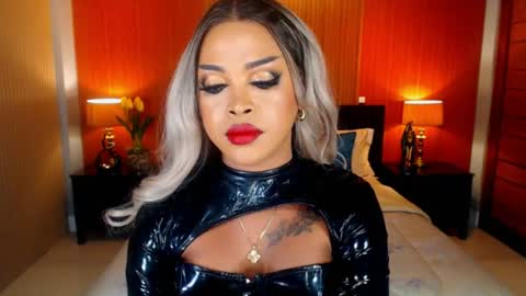 Snapshot of urmajestytyra chatting on July 2, 2026, 3:23 am UrMajestyTyra online show from July 2, 2026, 3:23 am