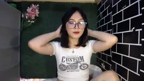 Snapshot of urpinay_pia chatting on October 4, 2025, 3:15 am Pia online show from October 4, 2025, 3:15 am