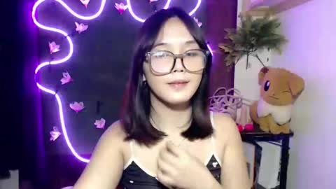 Snapshot of urpinay_pia chatting on October 14, 2025, 10:32 pm Pia online show from October 14, 2025, 10:32 pm