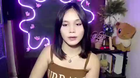 Snapshot of urpinay_pia chatting on October 17, 2025, 10:23 pm Pia online show from October 17, 2025, 10:23 pm