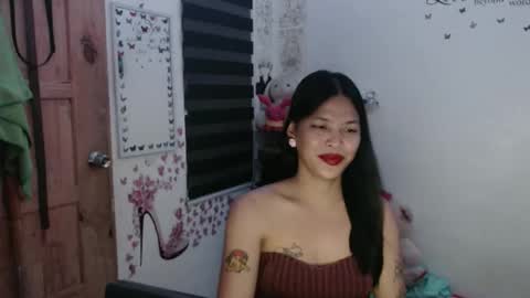 hi im kim online show from September 21, 2025, 12:18 pm