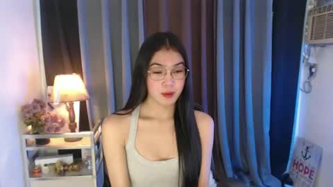 Snapshot of urpretty_nix chatting on October 20, 2025, 10:38 am Nix online show from October 20, 2025, 10:38 am