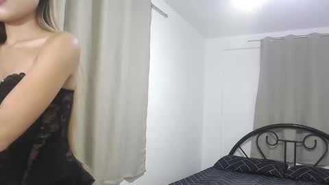 Snapshot of urprettyshantalxxx chatting on February 7, 2026, 6:11 pm Shantal online show from February 7, 2026, 6:11 pm