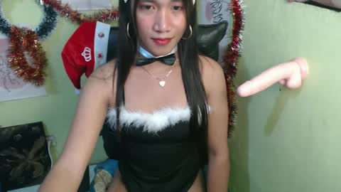 Snapshot of urprincessamara69 chatting on December 12, 2024, 4:32 pm Amara online show from December 12, 2024, 4:32 pm