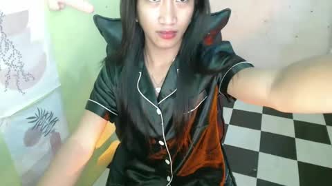Snapshot of urprincessamara69 chatting on February 3, 2025, 5:18 am Amara online show from February 3, 2025, 5:18 am