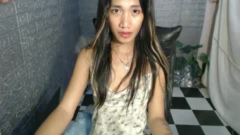 Snapshot of urprincessamara69 chatting on March 12, 2025, 5:07 pm Amara online show from March 12, 2025, 5:07 pm
