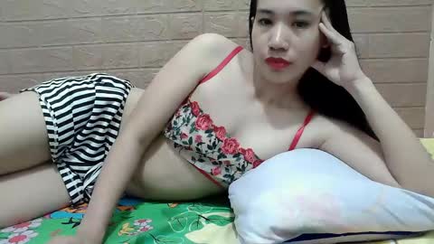 Snapshot of ursexychix_4u chatting on February 7, 2025, 8:42 pm ursexychix_4u online show from February 7, 2025, 8:42 pm