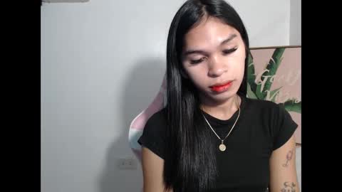 ursweet_zeviixx online show from September 20, 2025, 9:10 am