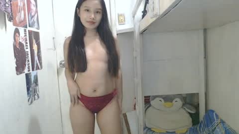Ursweetclassygirl online show from June 15, 2026, 9:50 pm