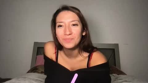 Snapshot of ursweetestlilly chatting on October 11, 2025, 1:05 am Lily online show from October 11, 2025, 1:05 am