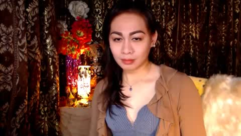 Snapshot of urtimelessbeauty chatting on January 24, 2025, 9:58 pm Merca online show from January 24, 2025, 9:58 pm