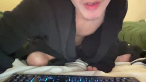 Snapshot of urztrulyy_ chatting on June 28, 2026, 1:44 am urztrulyy_ online show from June 28, 2026, 1:44 am