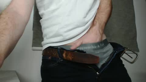 Snapshot of us5030 chatting on December 22, 2024, 3:44 pm US5030 online show from December 22, 2024, 3:44 pm