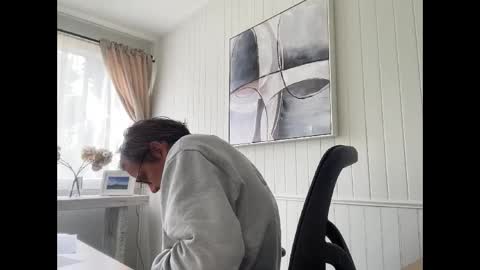 P online show from March 4, 2025, 8:05 pm