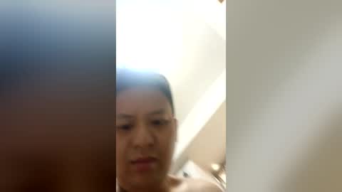 Snapshot of userwhc chatting on August 7, 2026, 12:23 am O online show from August 7, 2026, 12:23 am