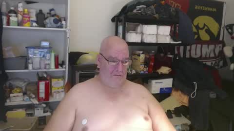 Snapshot of usgoober chatting on December 10, 2024, 3:30 am Eric online show from December 10, 2024, 3:30 am