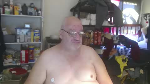 Snapshot of usgoober chatting on December 17, 2024, 2:22 pm Eric online show from December 17, 2024, 2:22 pm