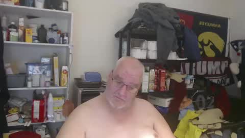 Snapshot of usgoober chatting on December 19, 2024, 3:07 am Eric online show from December 19, 2024, 3:07 am