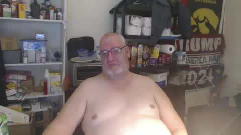 Snapshot of usgoober chatting on December 27, 2024, 5:52 am Eric online show from December 27, 2024, 5:52 am