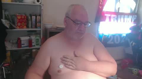 Snapshot of usgoober chatting on January 8, 2025, 3:39 pm Eric online show from January 8, 2025, 3:39 pm