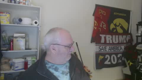 Snapshot of usgoober chatting on January 9, 2025, 2:43 am Eric online show from January 9, 2025, 2:43 am