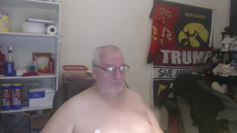 Snapshot of usgoober chatting on February 3, 2025, 2:36 am Eric online show from February 3, 2025, 2:36 am