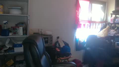 Snapshot of usgoober chatting on February 17, 2025, 3:31 pm Eric online show from February 17, 2025, 3:31 pm