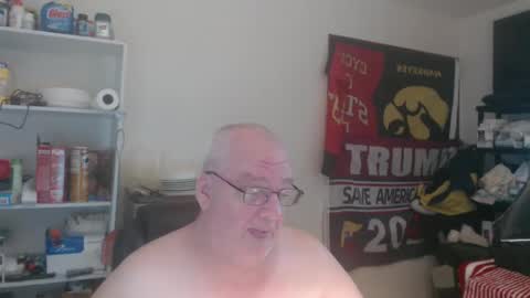 Snapshot of usgoober chatting on February 24, 2025, 11:21 am Eric online show from February 24, 2025, 11:21 am