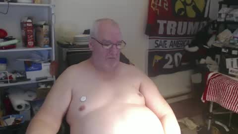 Snapshot of usgoober chatting on February 28, 2025, 2:20 am Eric online show from February 28, 2025, 2:20 am