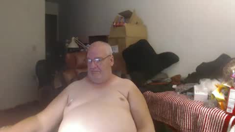 Snapshot of usgoober chatting on September 25, 2025, 2:15 am Eric online show from September 25, 2025, 2:15 am