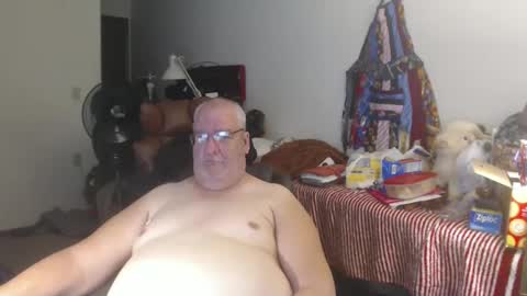 Snapshot of usgoober chatting on October 8, 2025, 2:47 pm Eric online show from October 8, 2025, 2:47 pm