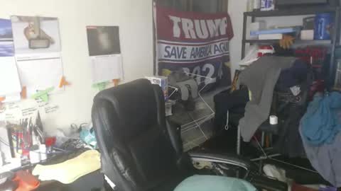 Eric online show from November 27, 2025, 11:45 am