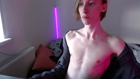 Snapshot of usuck364662 chatting on February 8, 2025, 6:33 am Excuse me online show from February 8, 2025, 6:33 am