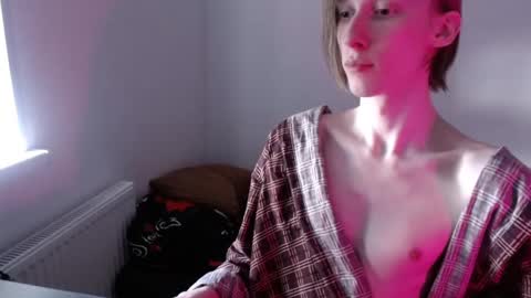 Snapshot of usuck364662 chatting on March 4, 2025, 7:51 am Excuse me online show from March 4, 2025, 7:51 am