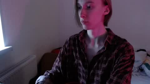 Snapshot of usuck364662 chatting on March 8, 2025, 4:01 am Excuse me online show from March 8, 2025, 4:01 am