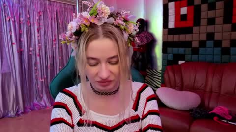 Leila online show from April 10, 2026, 3:17 pm