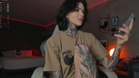 Eva online show from April 12, 2026, 3:22 am