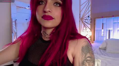 Snapshot of vaaleriee_miller_ chatting on November 8, 2025, 2:50 pm valeriee miller online show from November 8, 2025, 2:50 pm