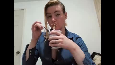 vagimosa online show from October 13, 2025, 7:41 am