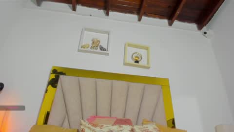 Snapshot of vahiolet_fuentes chatting on January 28, 2025, 3:04 am vahioleth  online show from January 28, 2025, 3:04 am