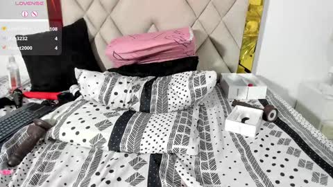Snapshot of vahiolet_fuentes chatting on February 20, 2025, 10:37 pm vahioleth  online show from February 20, 2025, 10:37 pm