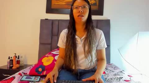 Vahiolet smith online show from February 11, 2026, 3:00 am