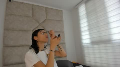 Snapshot of vaiolett_smith chatting on November 7, 2025, 3:45 pm V A I O L E T T S M I T H online show from November 7, 2025, 3:45 pm